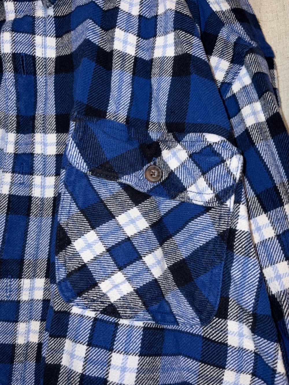 Duluth Trading Co Blue and White Plaid Long-Sleeve Shirt - Picture 4 of 9